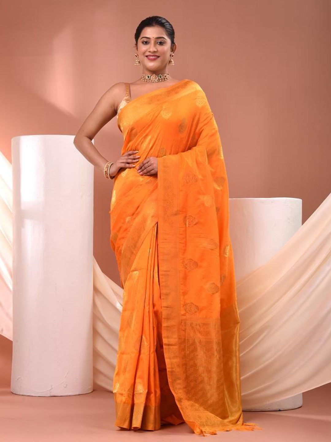 

VIBHAVARI Ethnic Motifs Zari Saree, Yellow