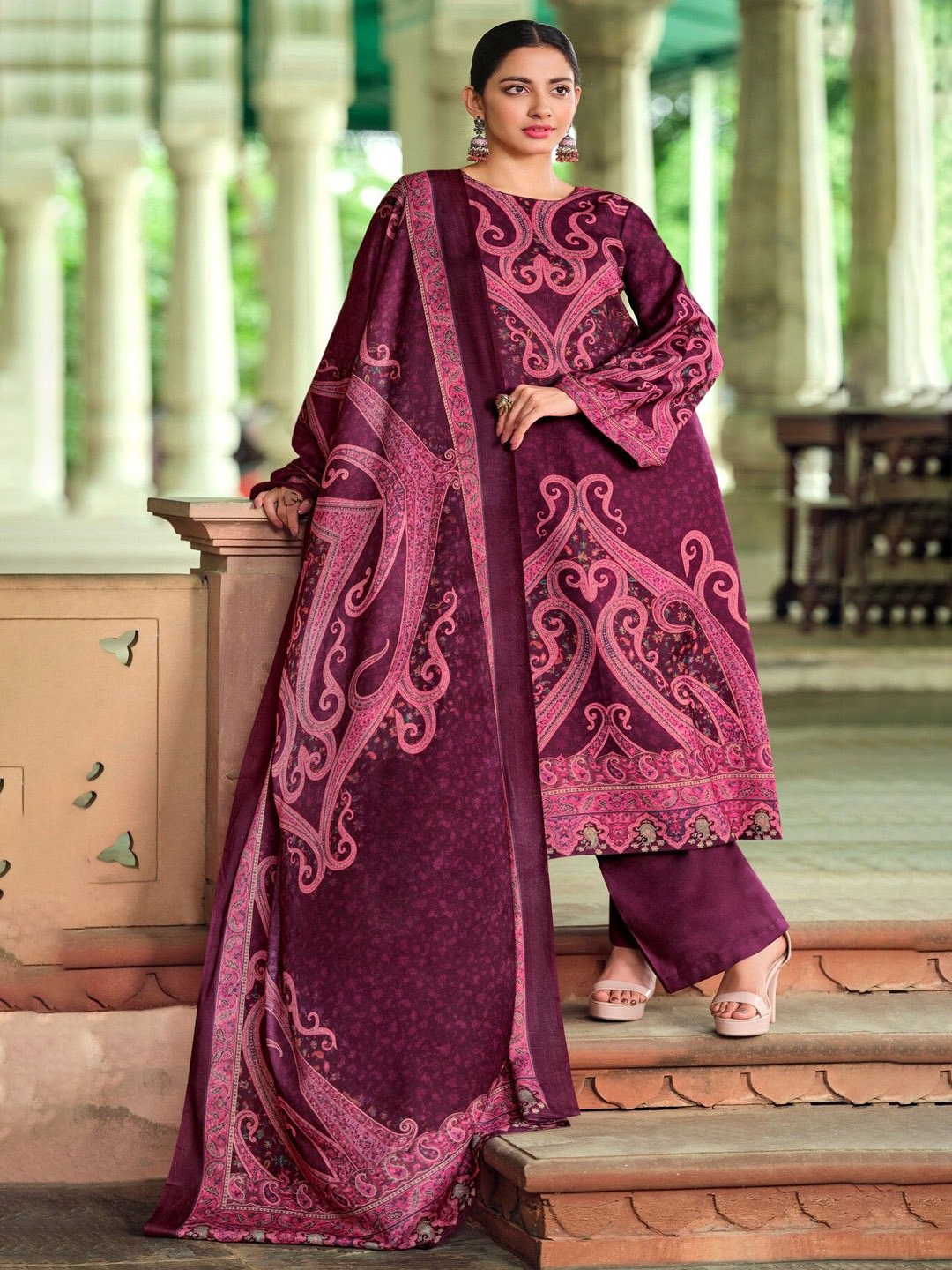

DRAVINAM Trends Paisley Printed Pashmina Unstitched Dress Material, Pink