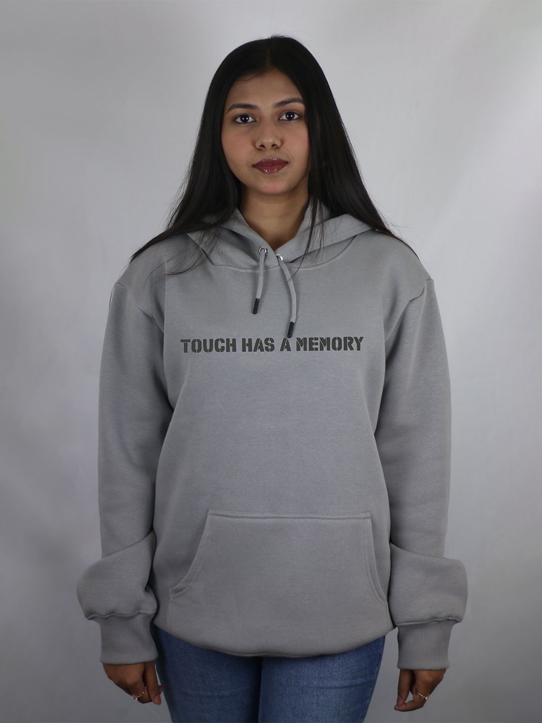 

EKSDEE Women Printed Hooded Sweatshirt, Grey