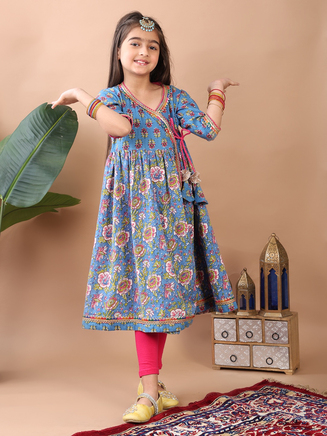 

Here&Now X Kinder Kids Girls Floral Printed Angrakha Pure Cotton Kurti, Blue