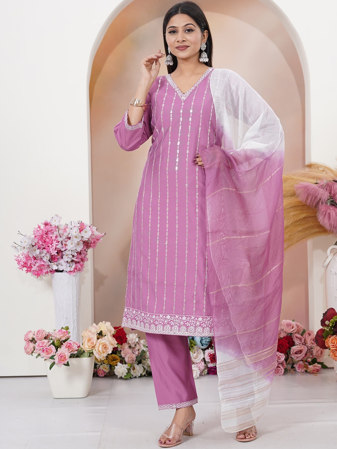 

Maheesha Women Embroidered Regular Thread Work Kurta with Trousers & With Dupatta, Purple