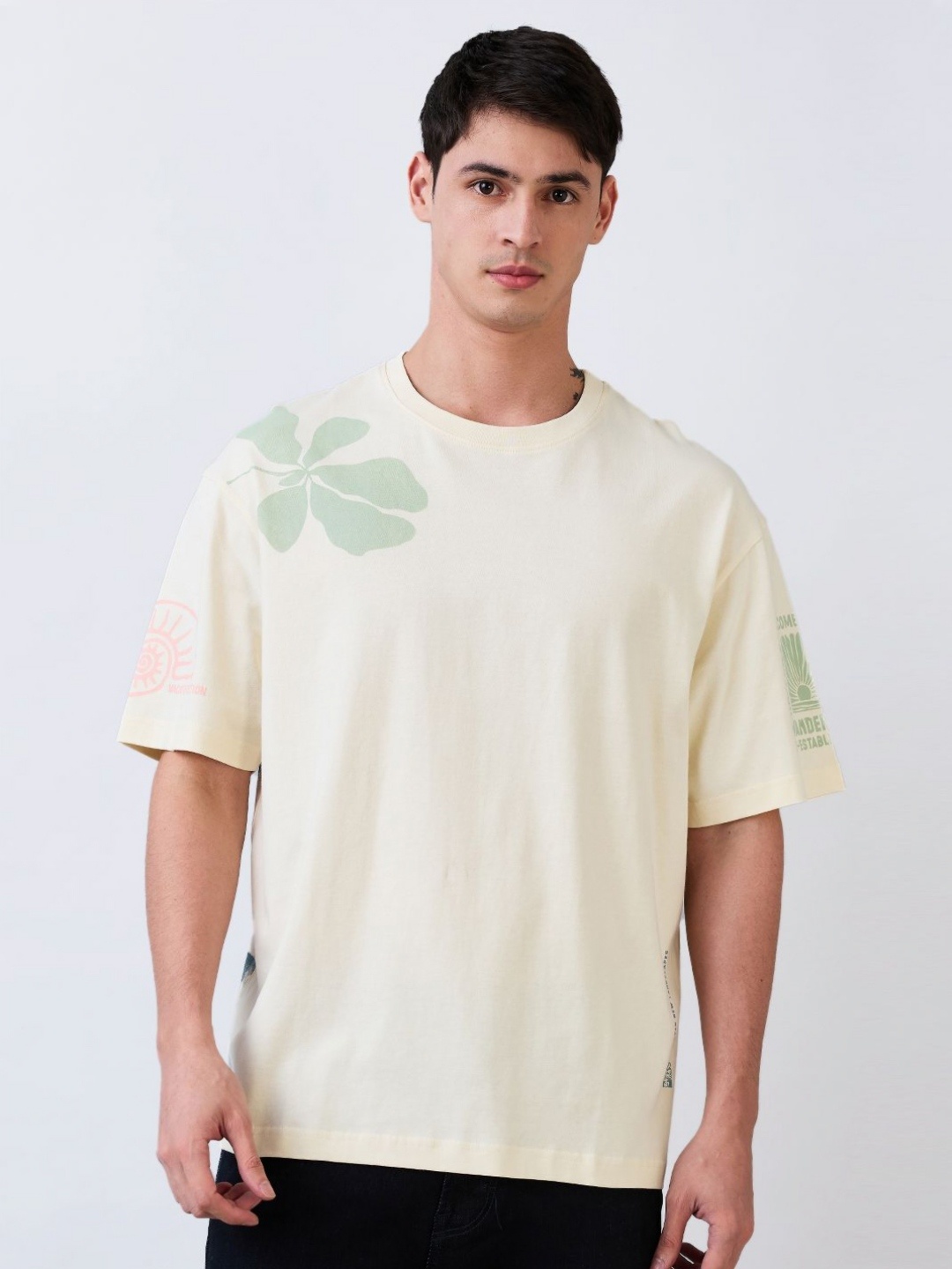 

SPYKAR Men Floral Printed Round Neck Cotton Relaxed Fit T-shirt, Cream
