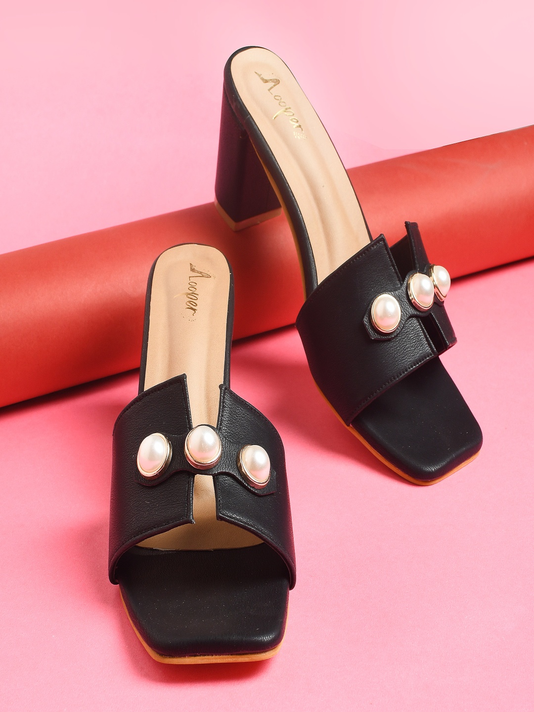 

Looper Women Pearl embellished Block heels, Black