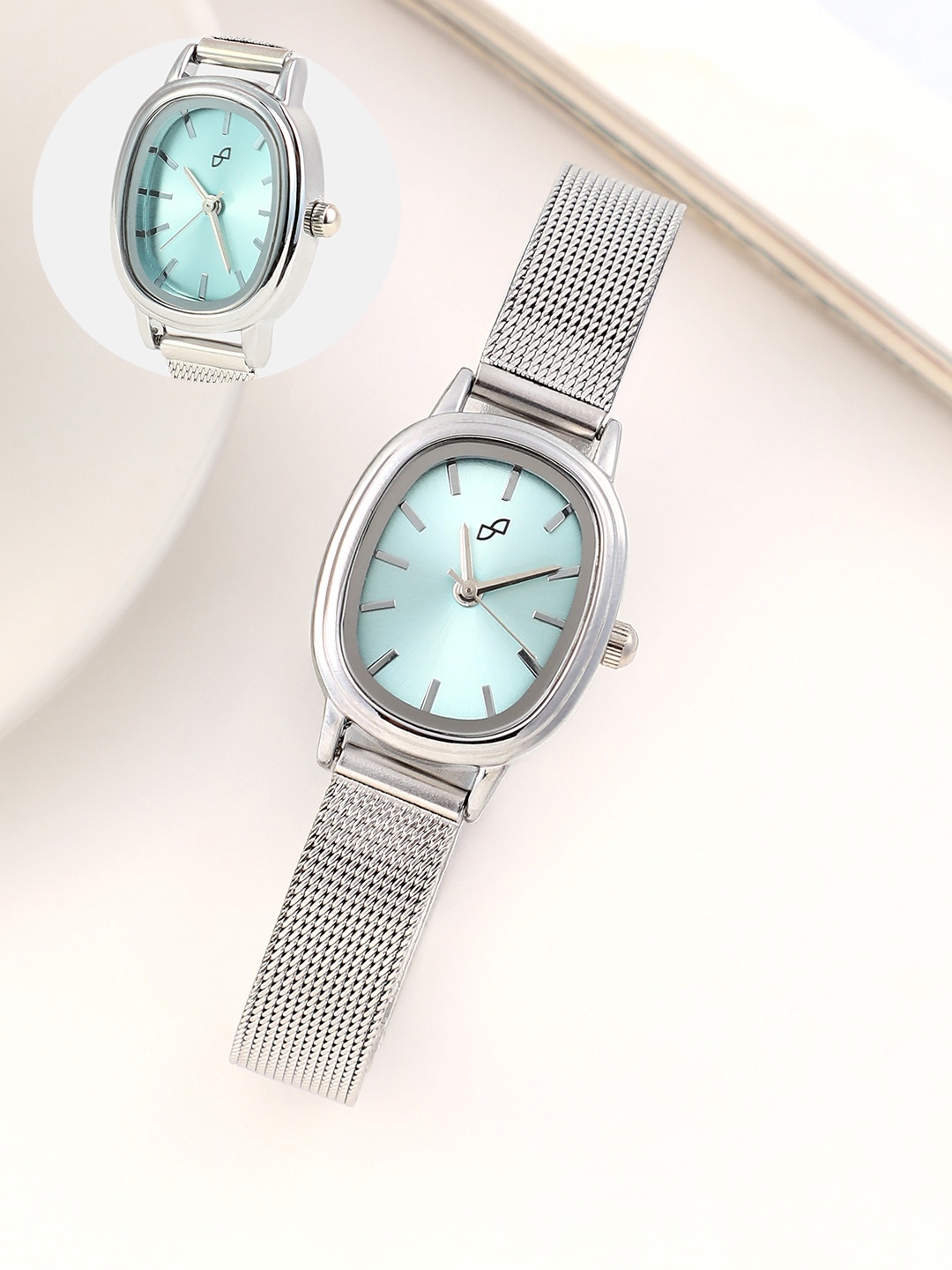 

HAUTE SAUCE by Campus Sutra Women Dial & Stainless Steel Bracelet Style Straps Analogue Watch AW25_HSWC1268, Silver