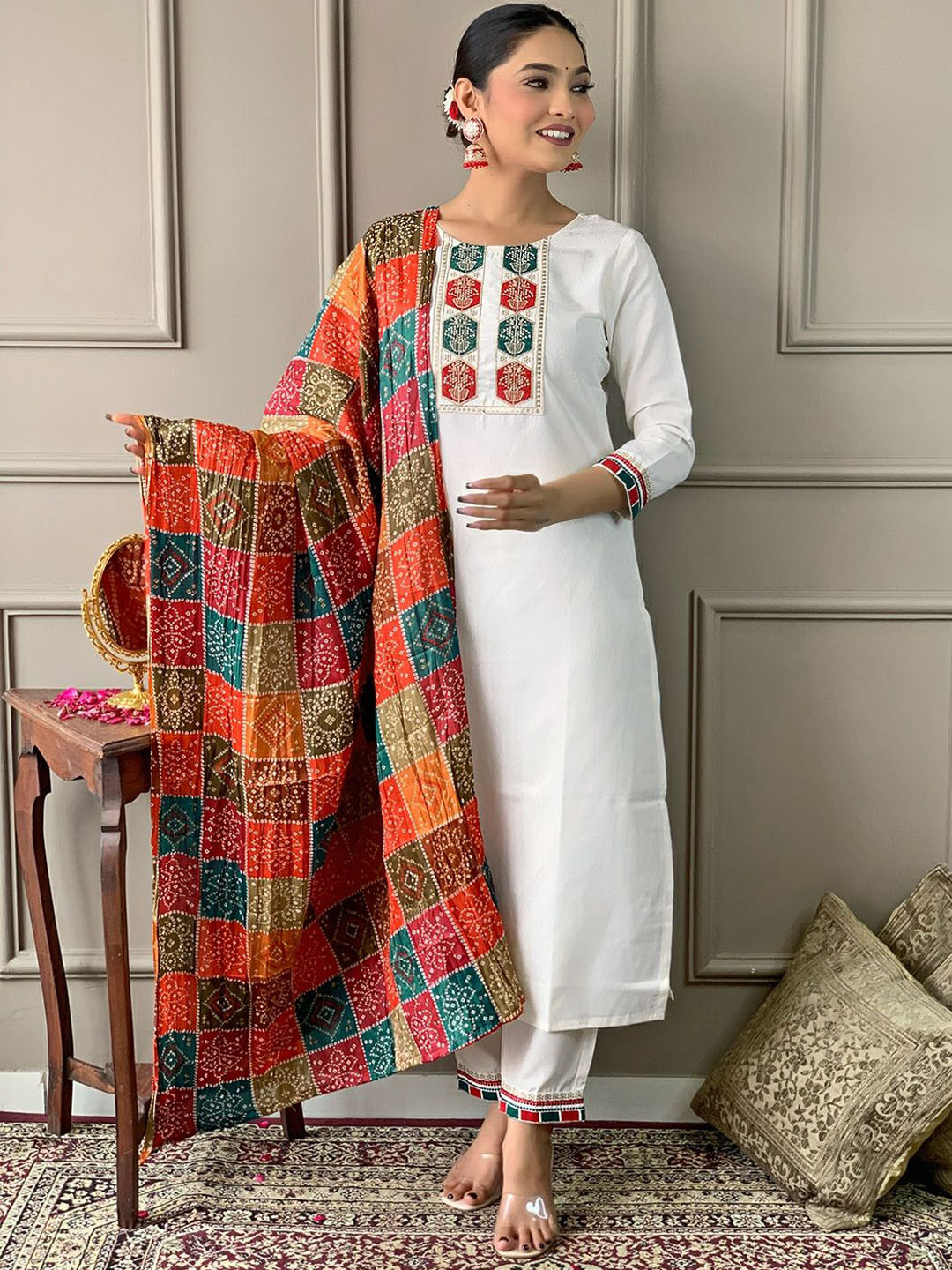 

Vintro Women Ethnic Motifs Embroidered Regular Thread Work Kurta with Trousers & With Dupatta, White