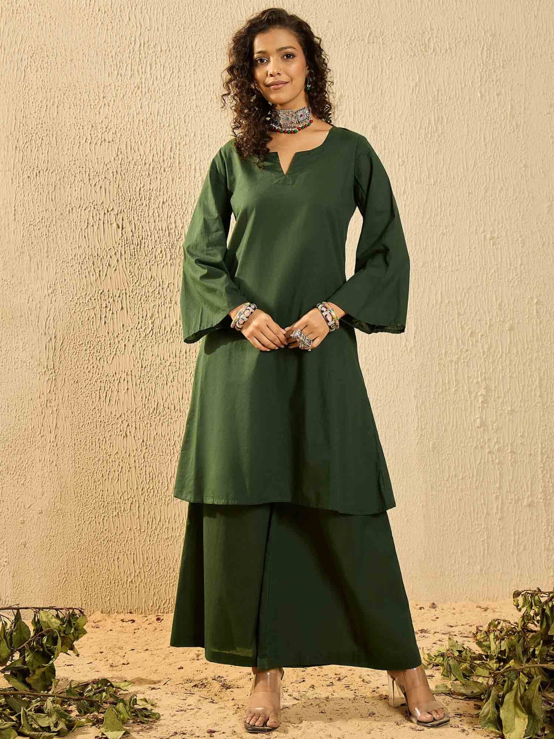 

InWeave Women Regular Pure Cotton Kurta with Palazzos, Green