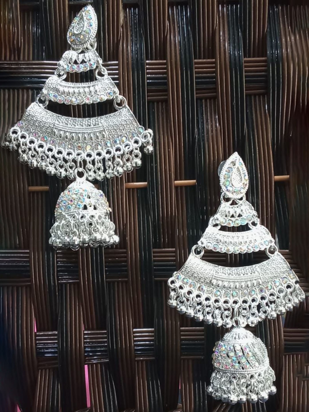 

JMBW INTERNATIONAL Silver-Plated Artificial Beads Beaded Dome Shaped Jhumkas
