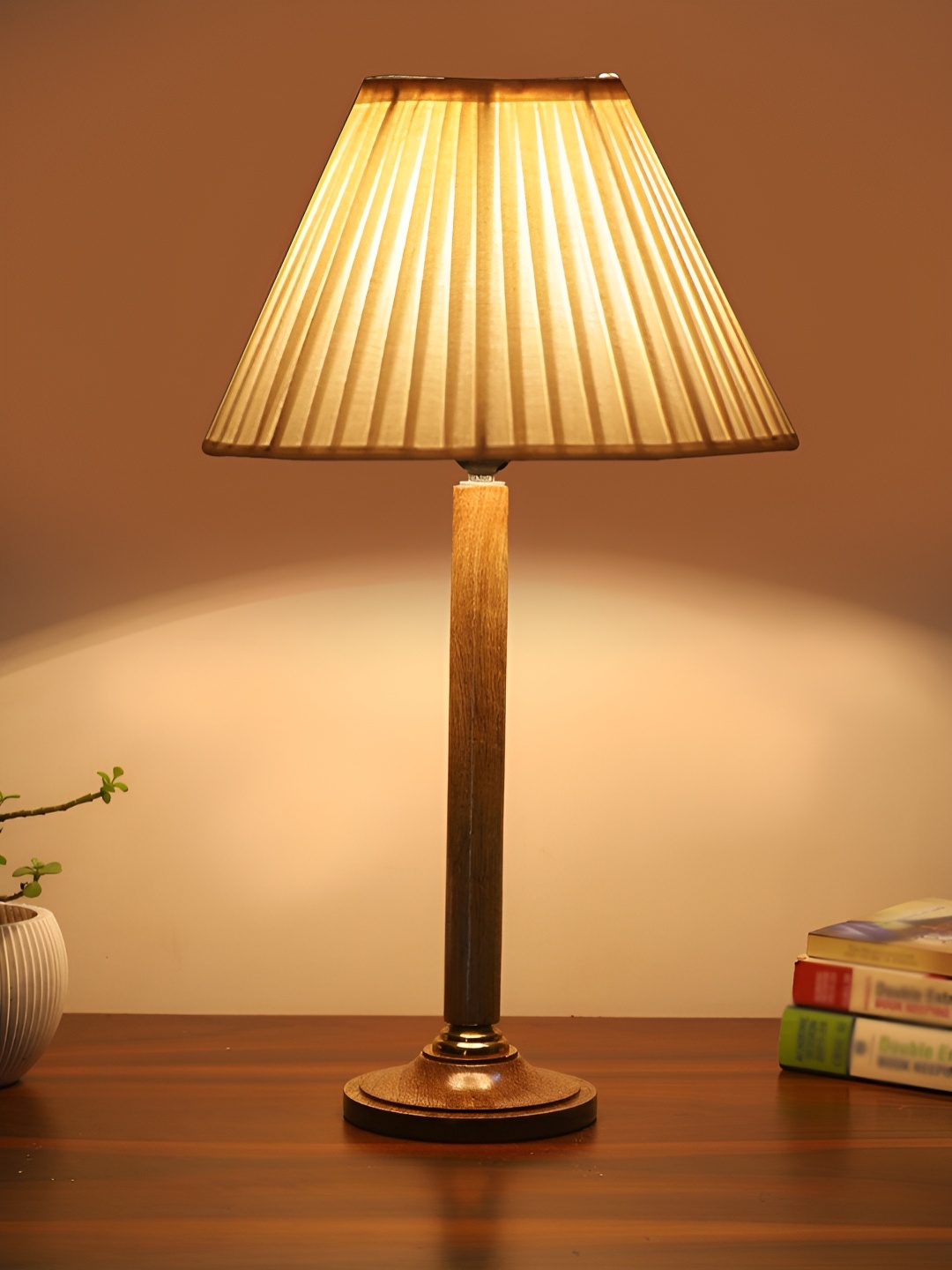 

Devansh White and Brown Textured Wooden Frusturical Shaped Table Lamp