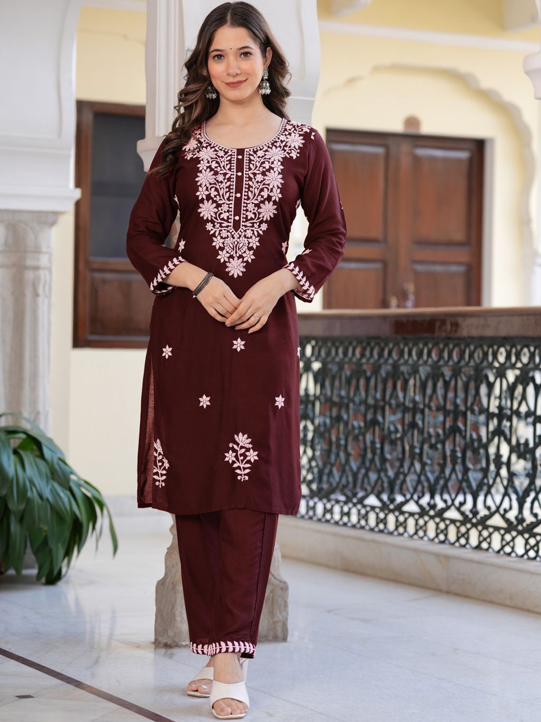 

Sitaram Floral Embroidered Round Neck Thread Work Straight Kurta With Trouser, Maroon