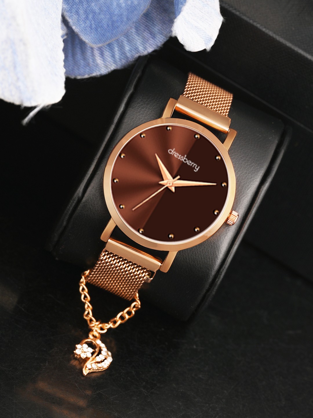 

DressBerry Women Watch With Charm Gift Set, Rose gold