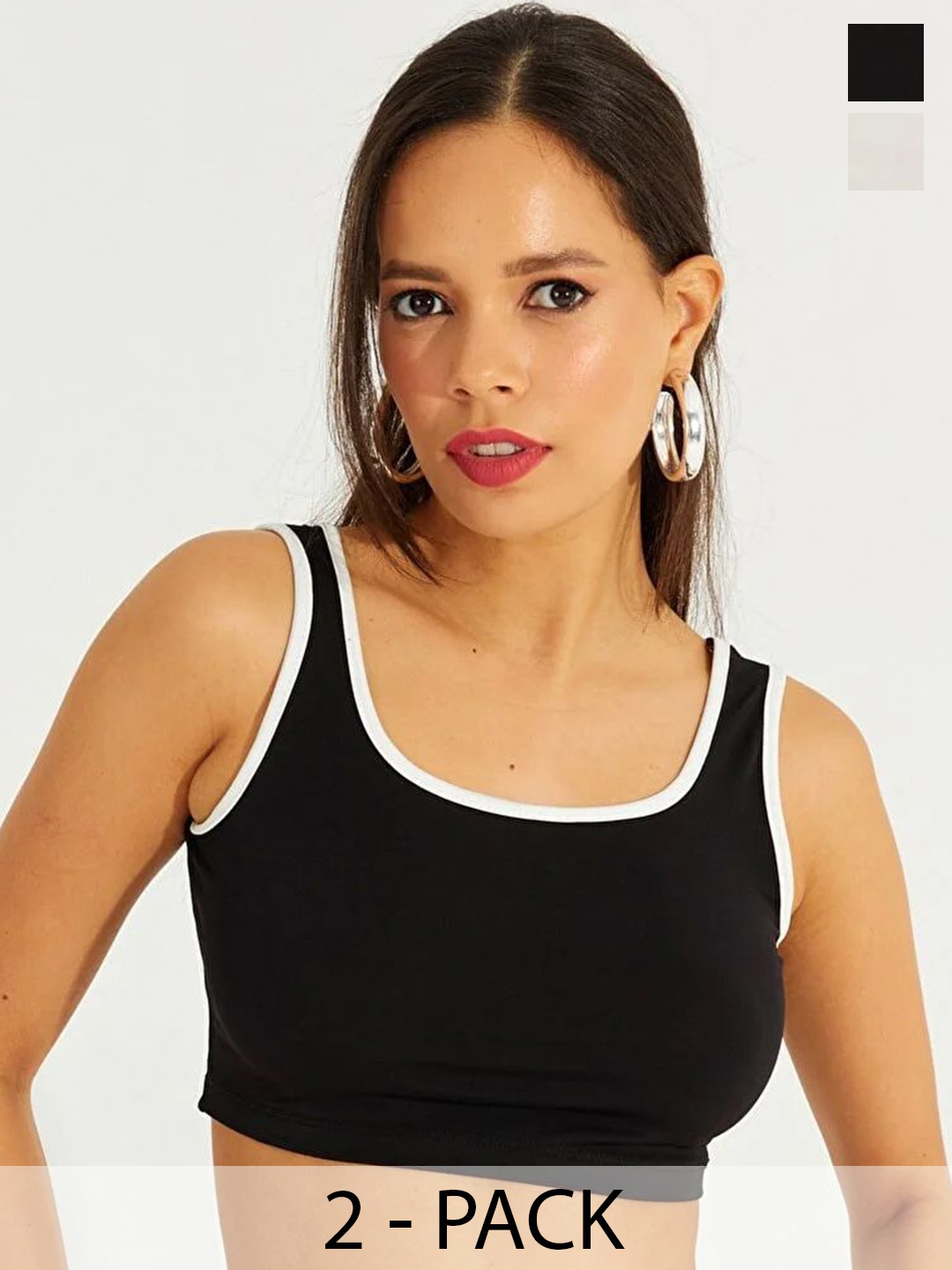 

SRISARAS Tank Crop Top, Black