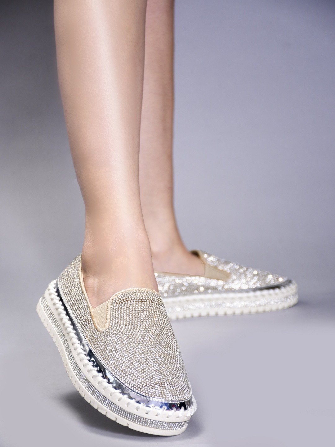 

THE WHITE POLE Women Loafers, Gold