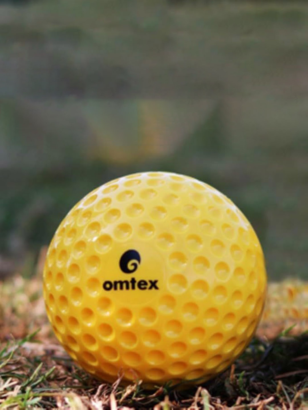 

Omtex Pack of 12 Dimple Ball, Yellow