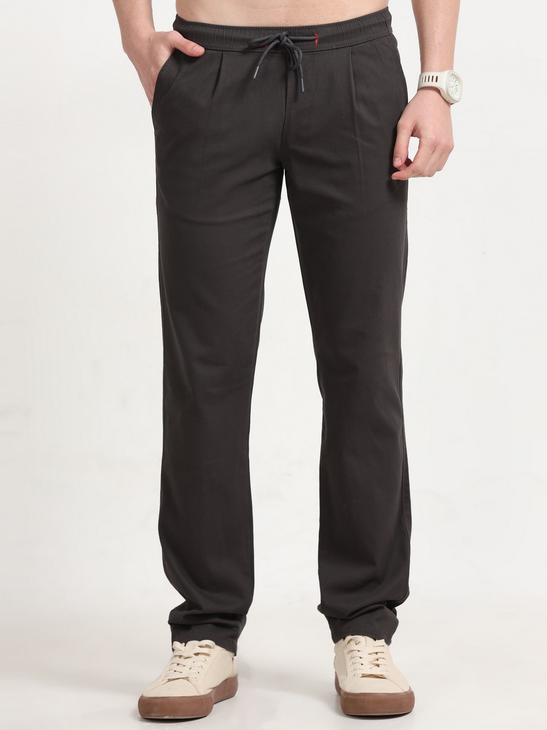 

NEVER NEUD Men Relaxed Straight Fit Lazy Linen Pleated Trousers, Brown