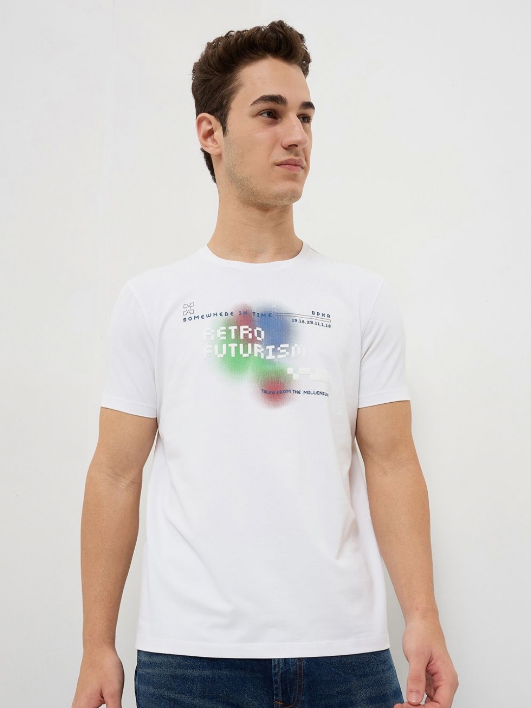 

SPYKAR Men Typography Printed Round Neck Cotton Slim Fit T-shirt, White