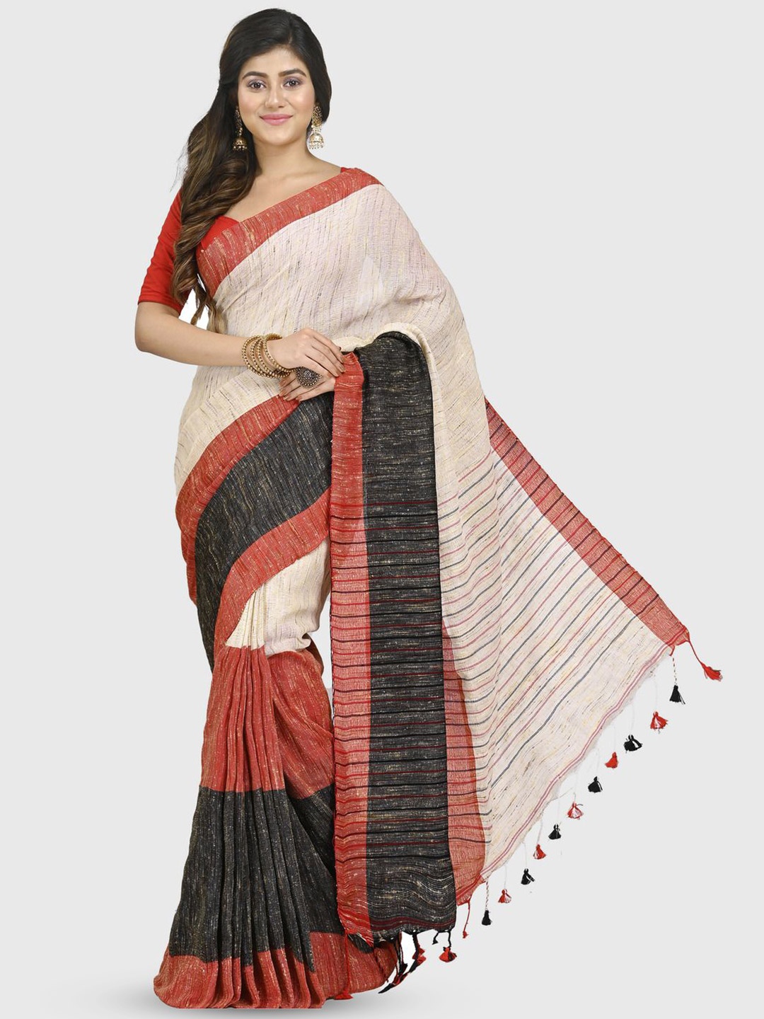 

Crochetin Woven Design Saree, Beige