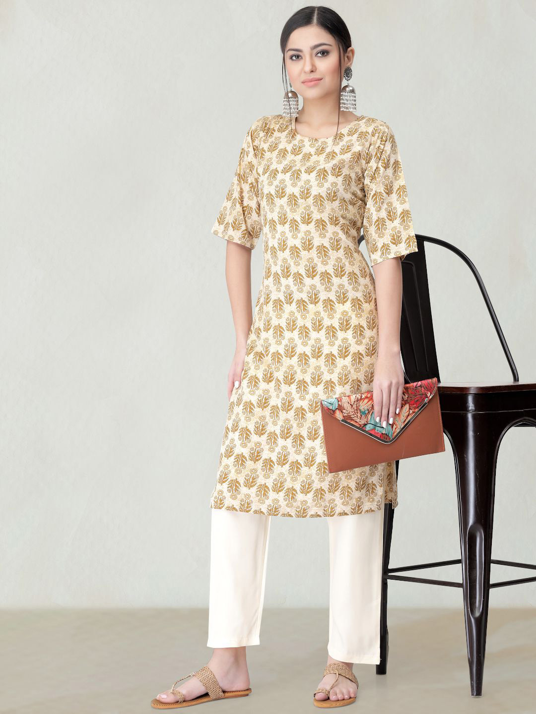 

Moda Rapido Floral Printed Round Neck Straight Kurta, Beige