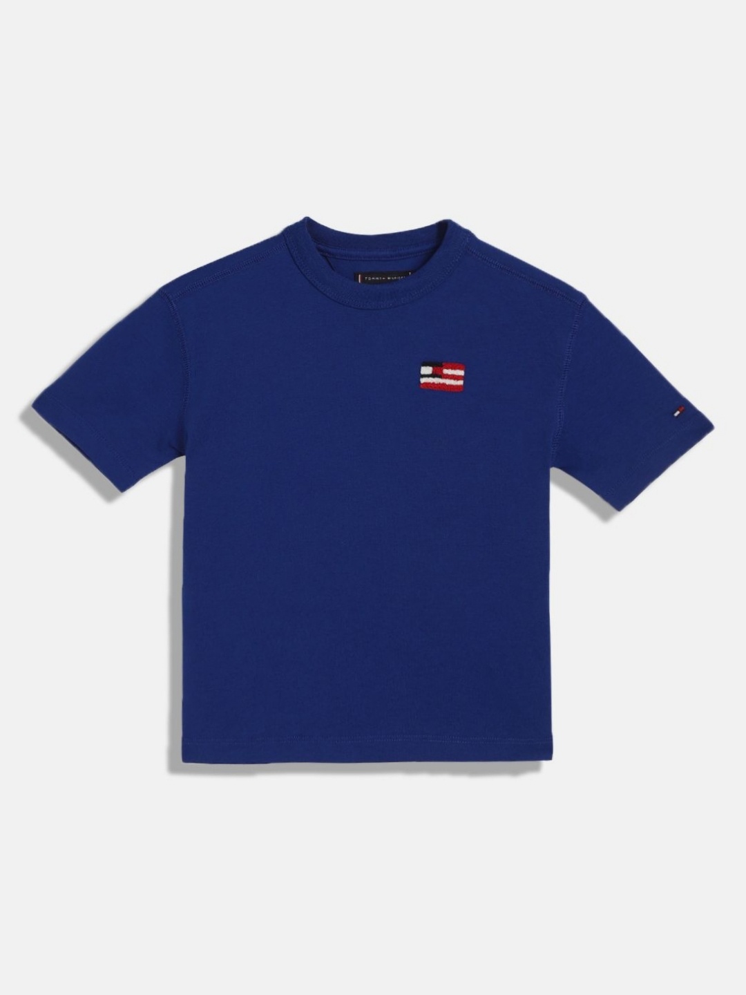 

Tommy Hilfiger Boys Solid Round Neck Cotton T-shirt, Navy blue