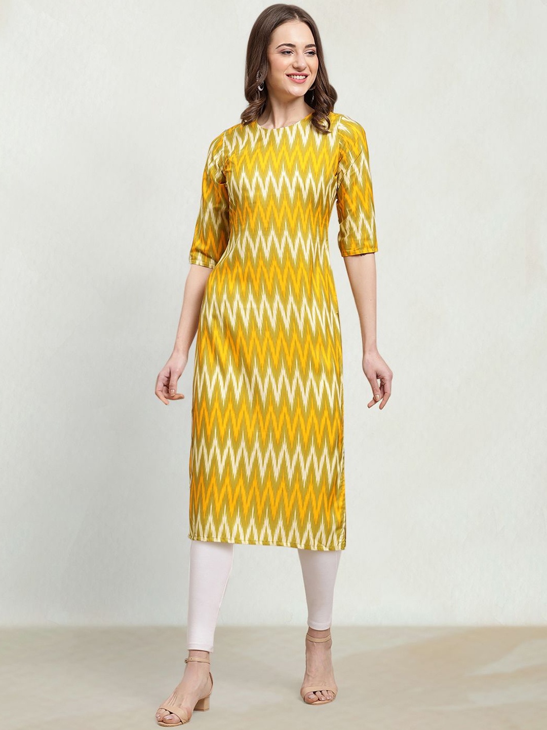 

Moda Rapido Chevron Printed Round Neck Straight Kurta, Yellow