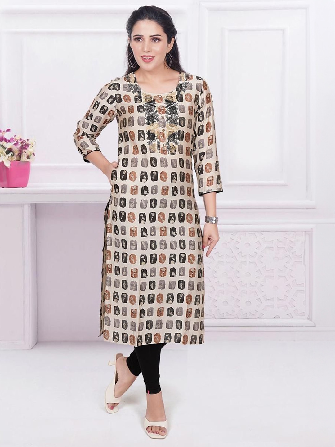 

KRITHA Women Floral Printed Thread Work Kurta, Brown