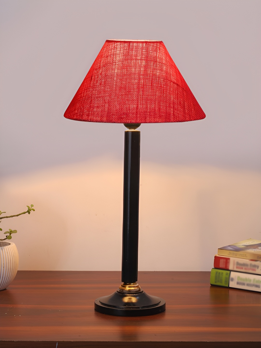 

Devansh Pink & Black Wooden Contemporary Frustum Shaped Table Lamp