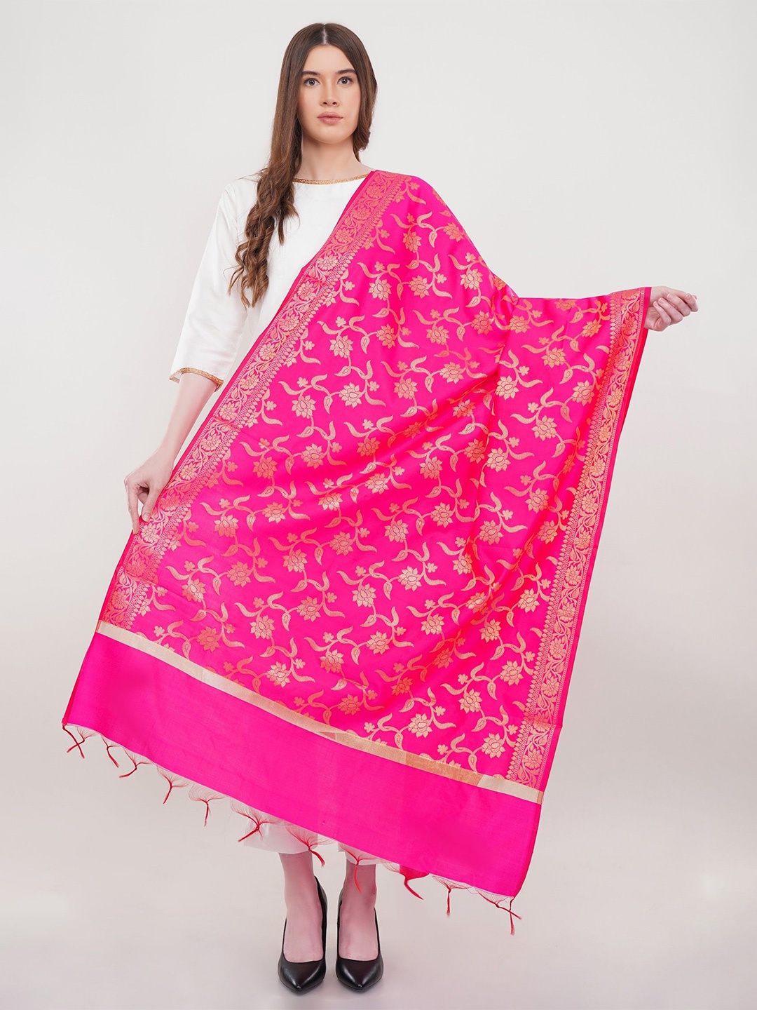 

Lavantika Ethnic Motifs Woven Design Dupatta, Magenta