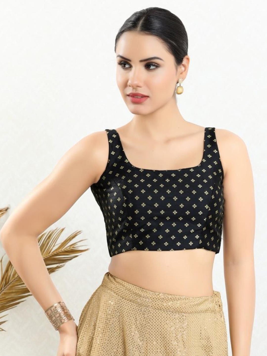 

Mmore Printed Padded Sleeveless Saree Blouse, Black