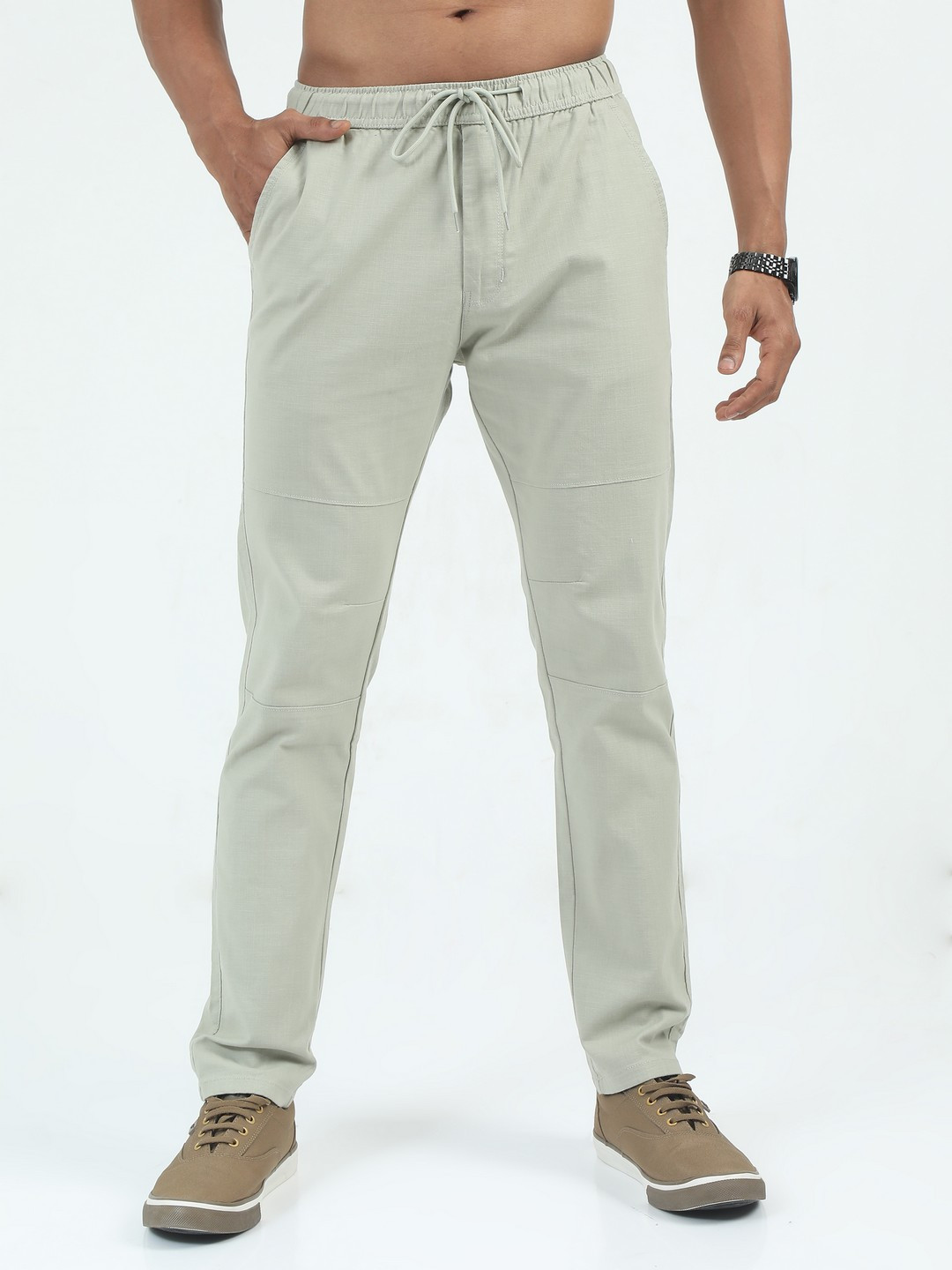 

NEVER NEUD Men Relaxed Linen Traveller Trousers, Green