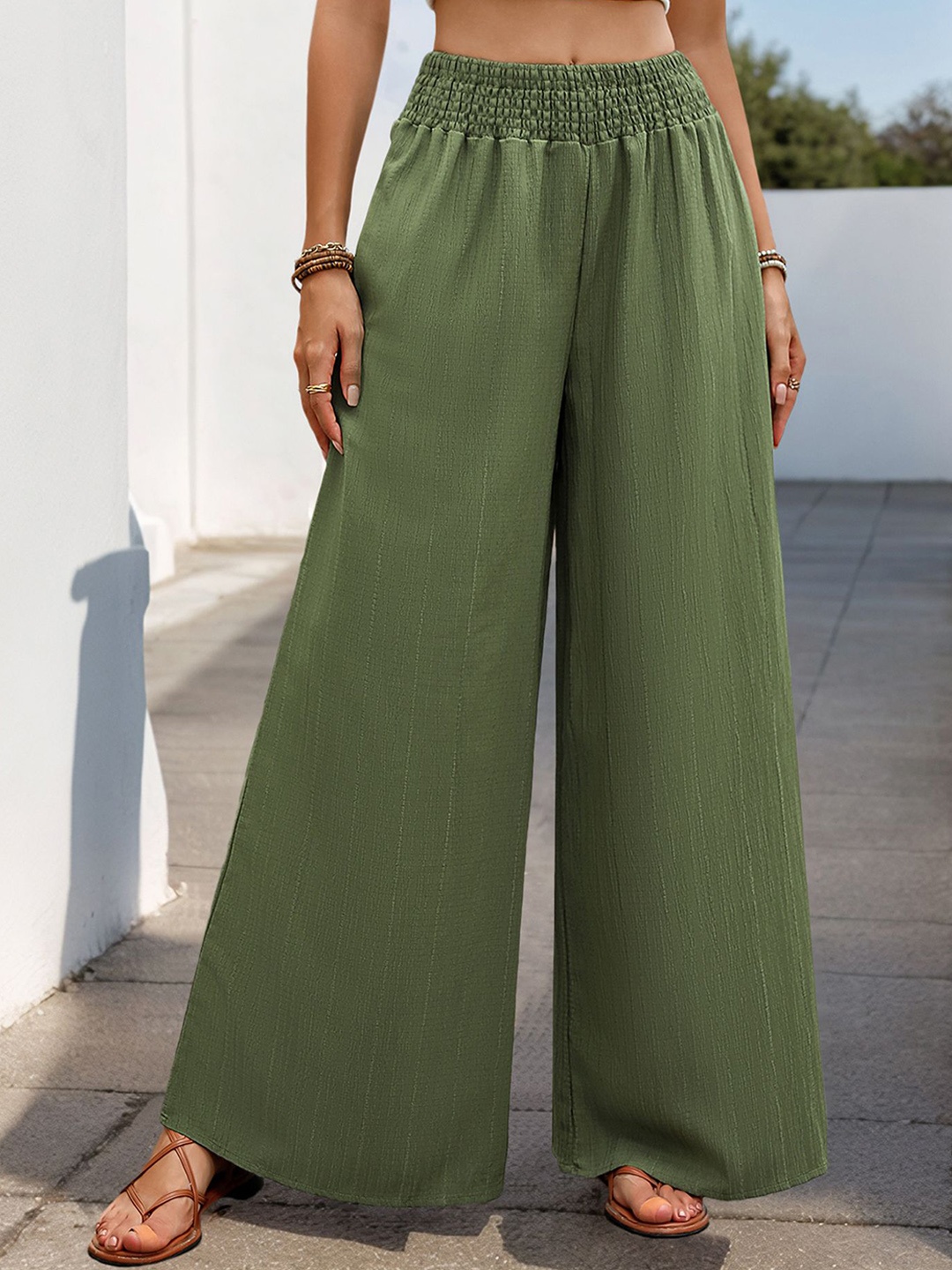 

StyleCast x Revolte Women Loose Fit Easy Wash Pleated Trousers, Green