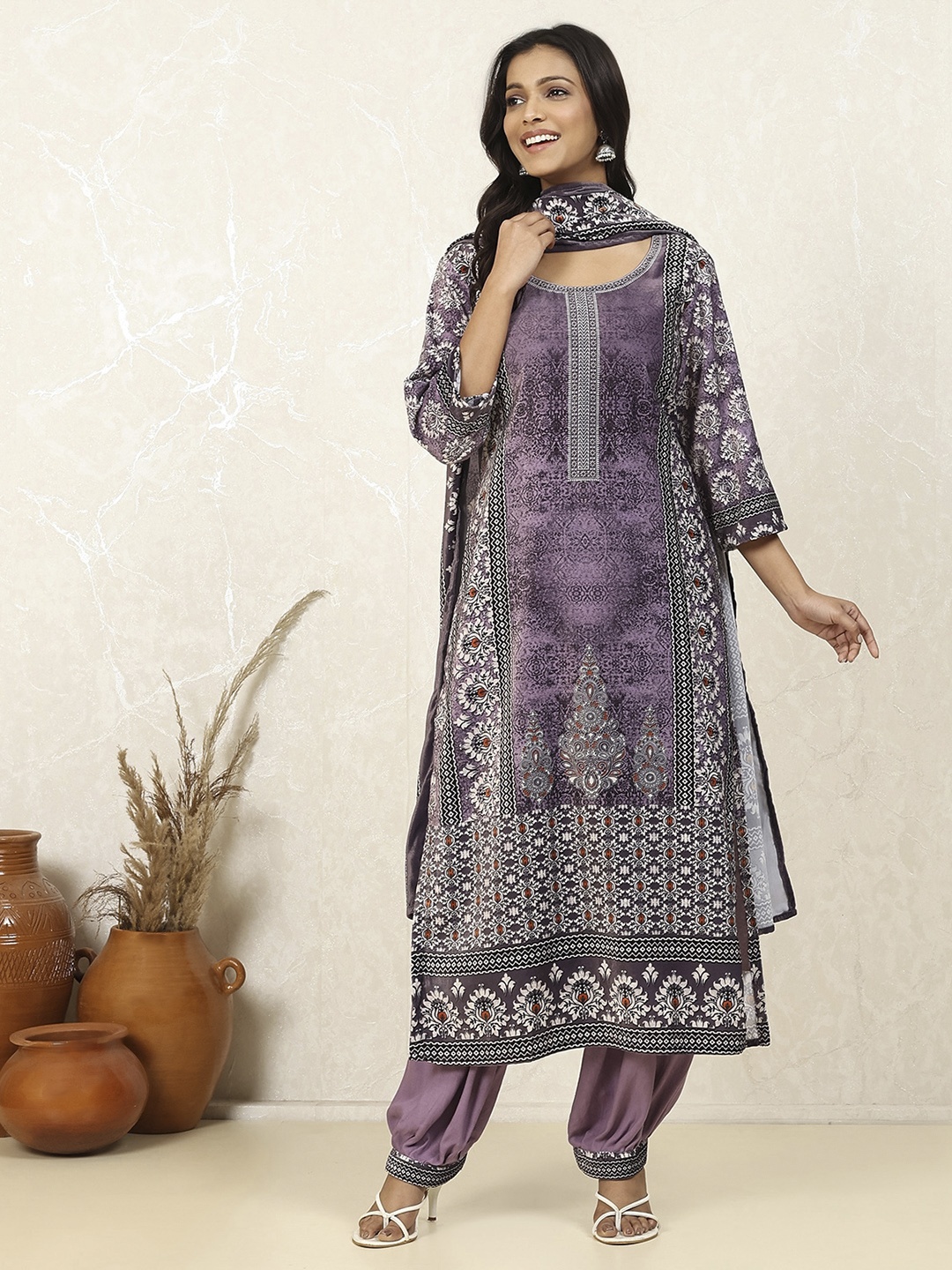 

Biba Ethnic Motifs Printed Velvet Unstitched Dress Material, Purple