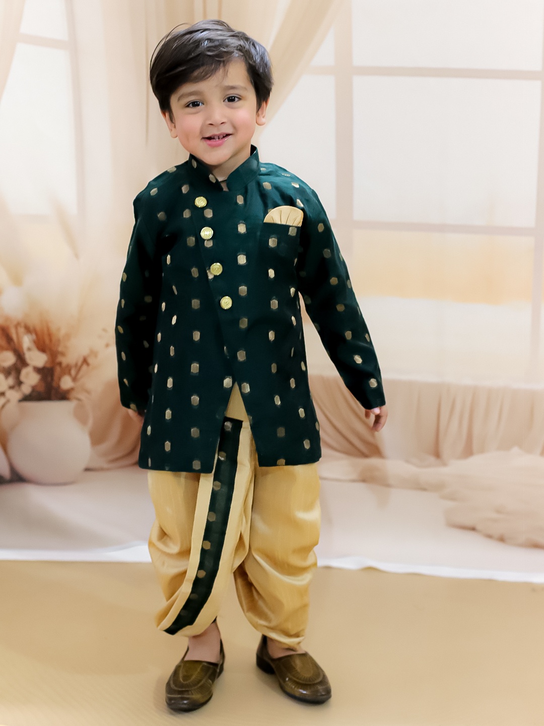 

BownBee Boys Printed Regular Kurta with Dhoti Pants, Green