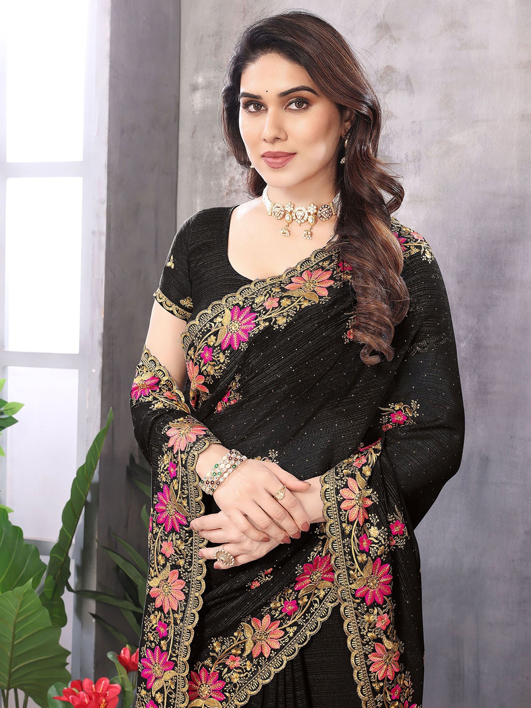 

KHRITI FAB Floral Beads and Stones Pure Georgette Saree, Black