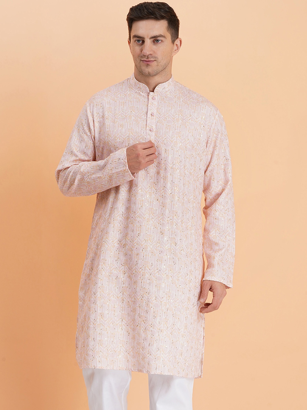 

SG LEMAN Men Embroidered Thread Work Kurta, Peach