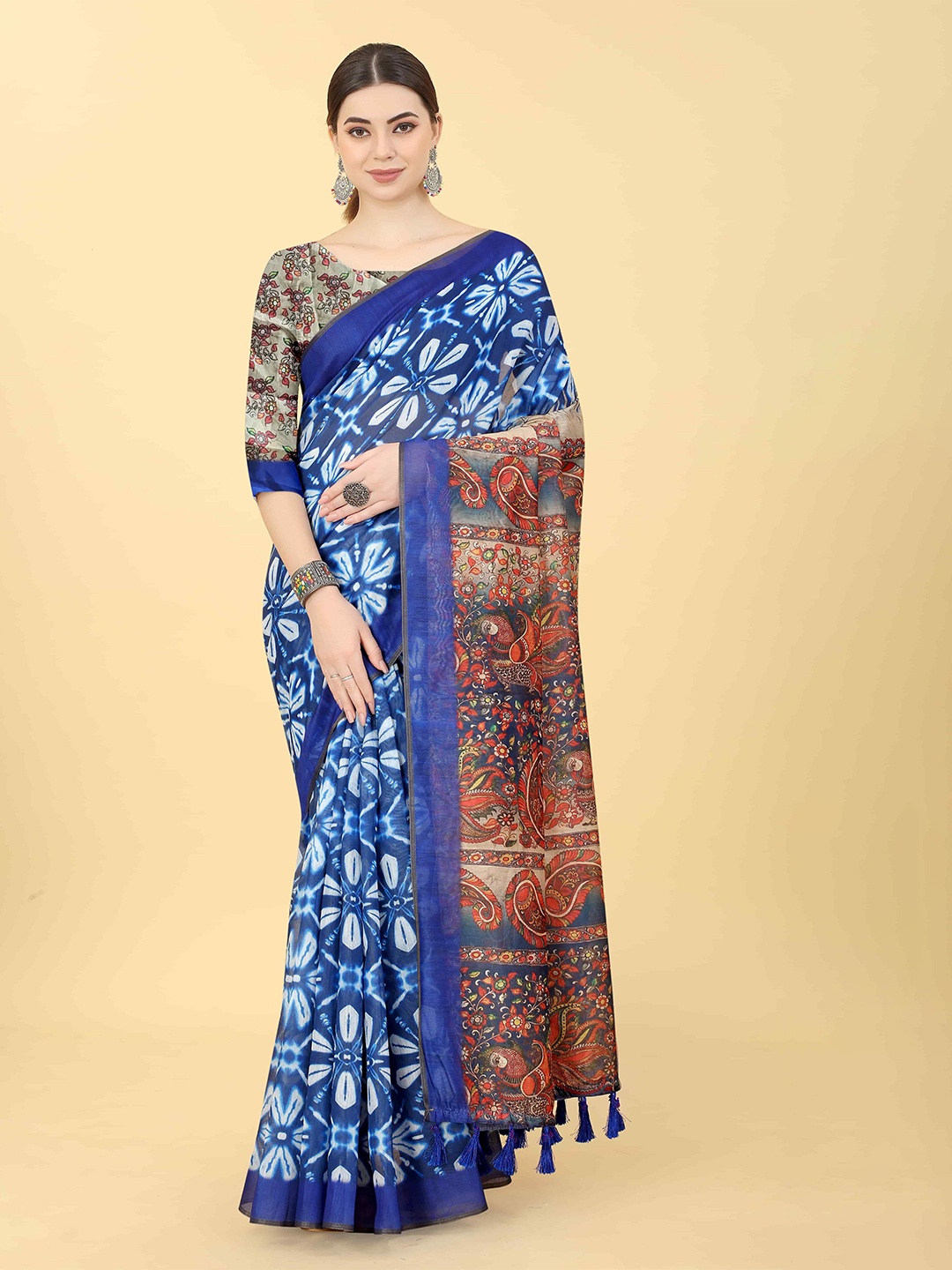 

DIVASTRI Chanderi Cotton Indigo Digital Printed Saree With Tassels, Blue