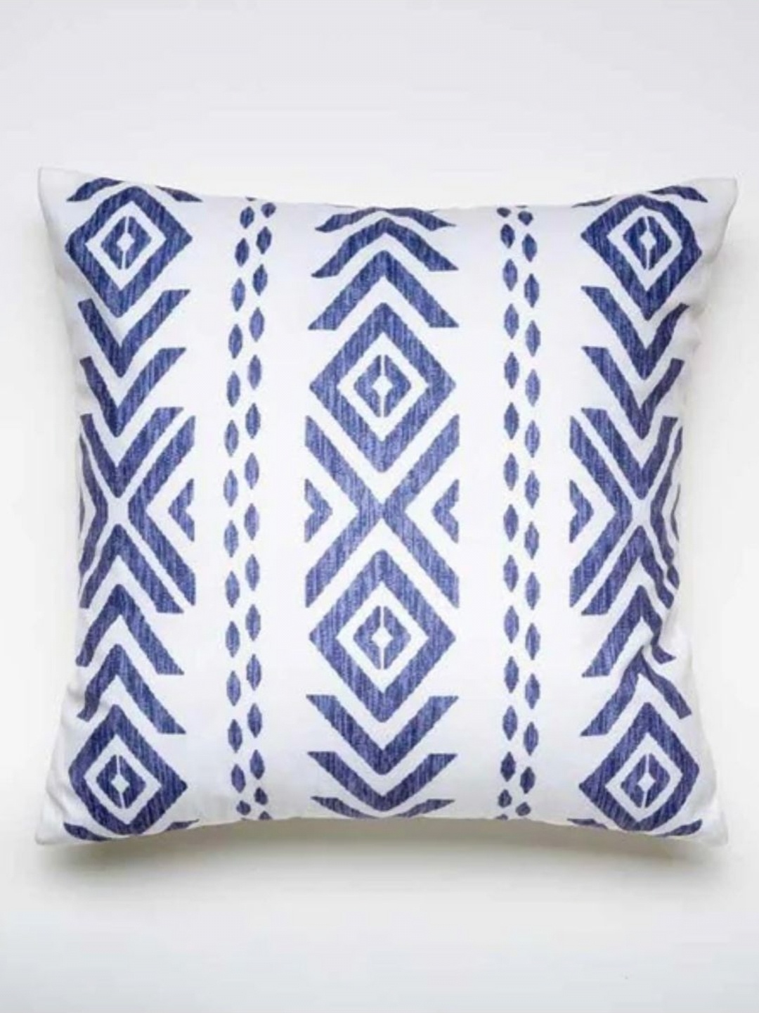 

Aura White & Blue Geometric Printed Square Cushion Covers
