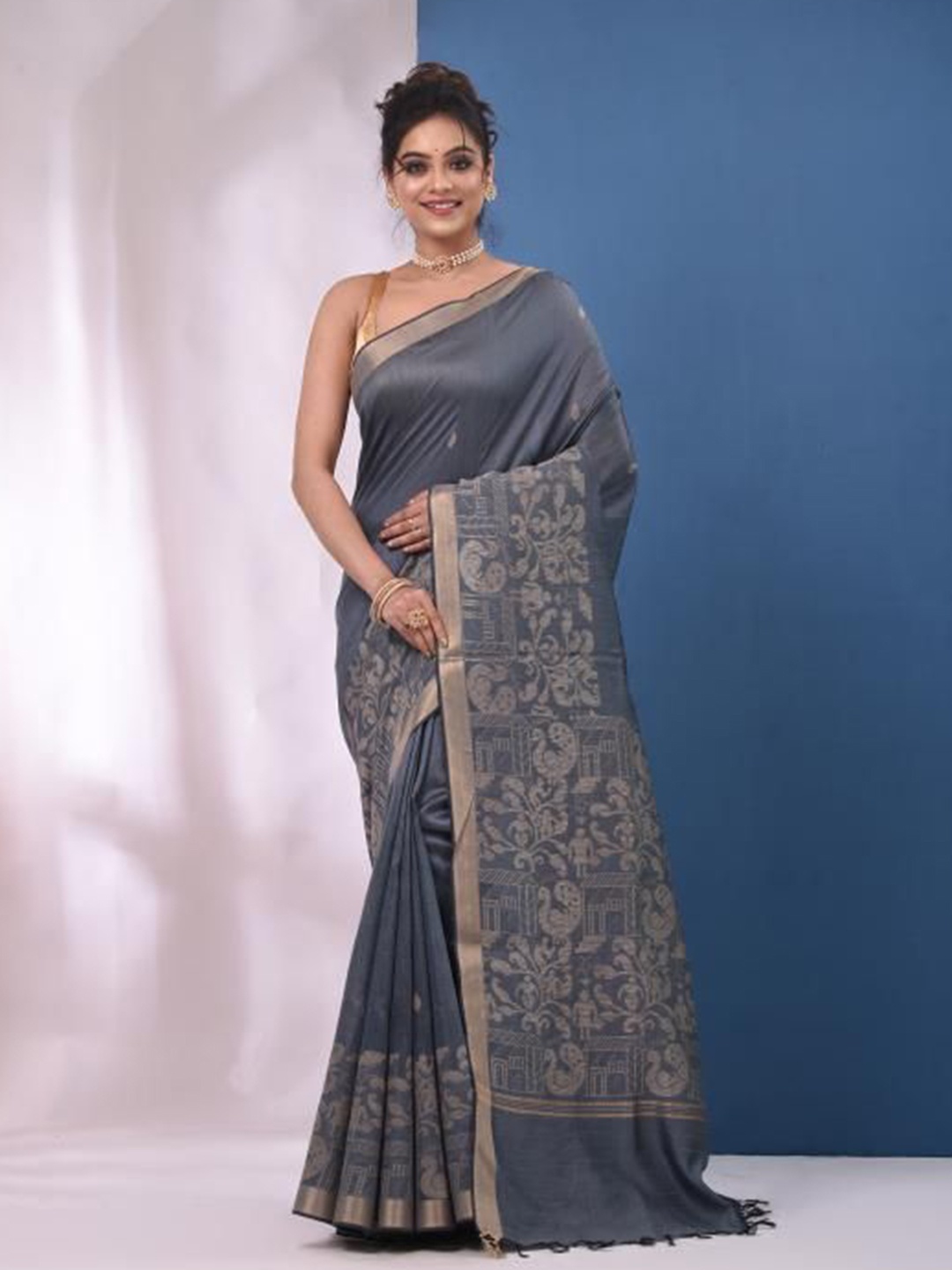 

VIBHAVARI Ethnic Motifs Zari Saree, Grey