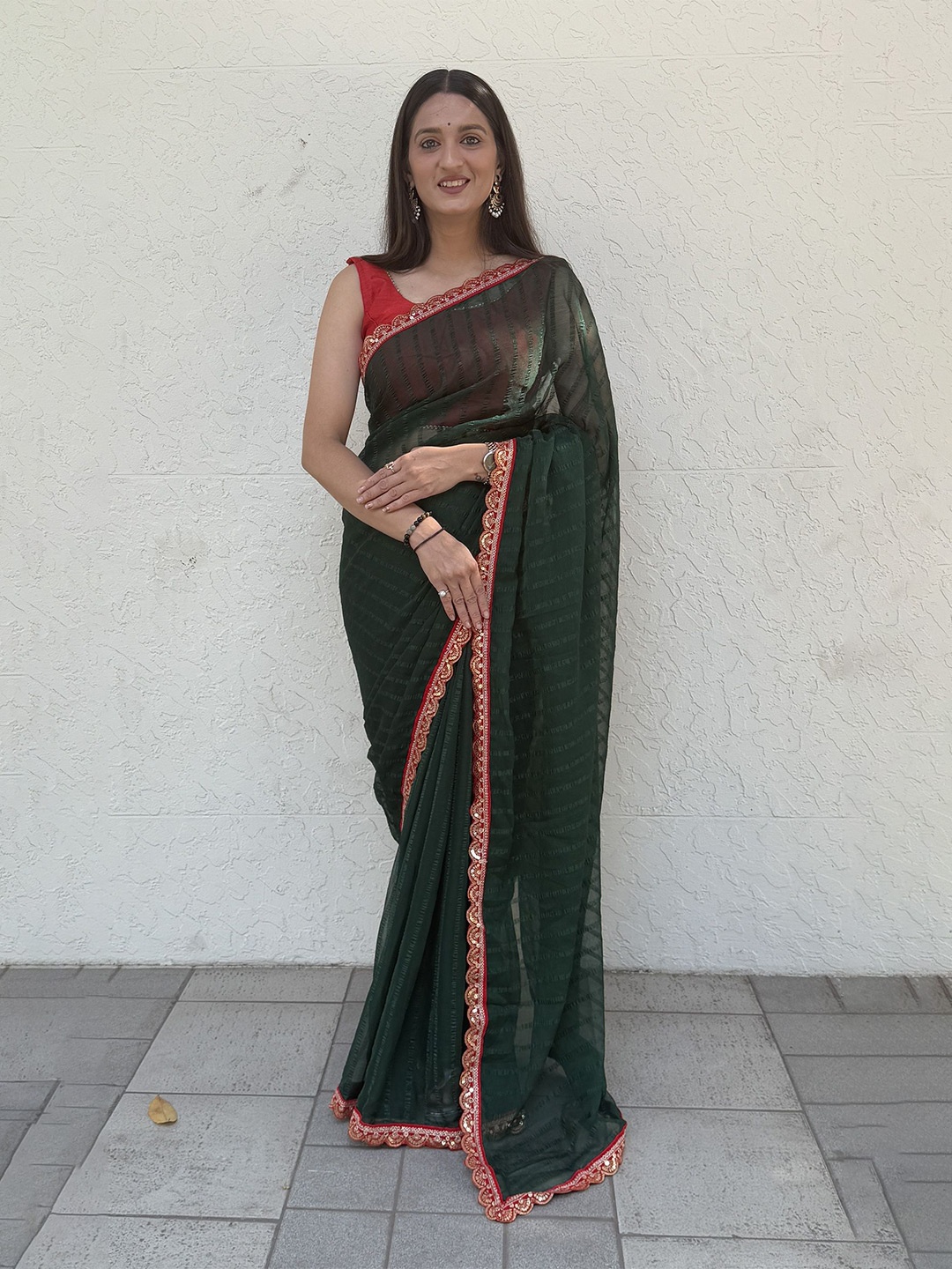 

JULEE Women Sarees, Green