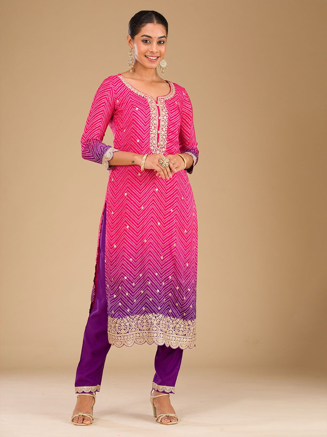 

Koskii Geometric Printed Beads and Stones Straight Kurta With Trousers & Dupatta, Pink