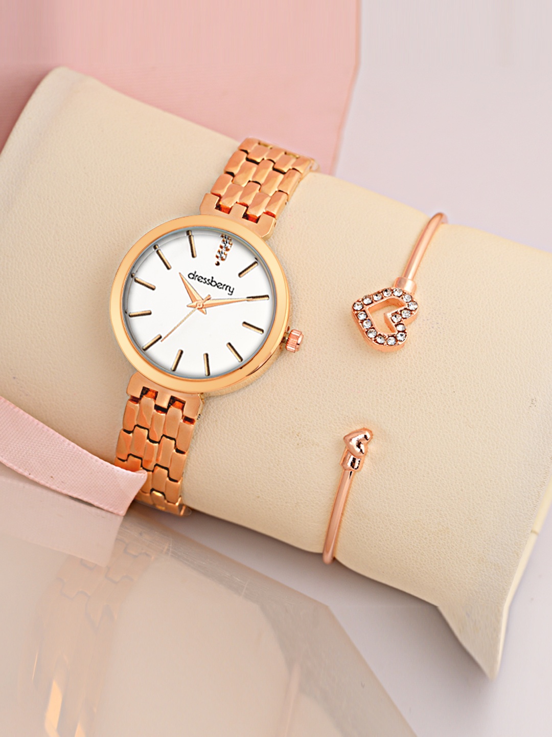 

DressBerry Women Watch & Bangle Gift Set, Rose gold