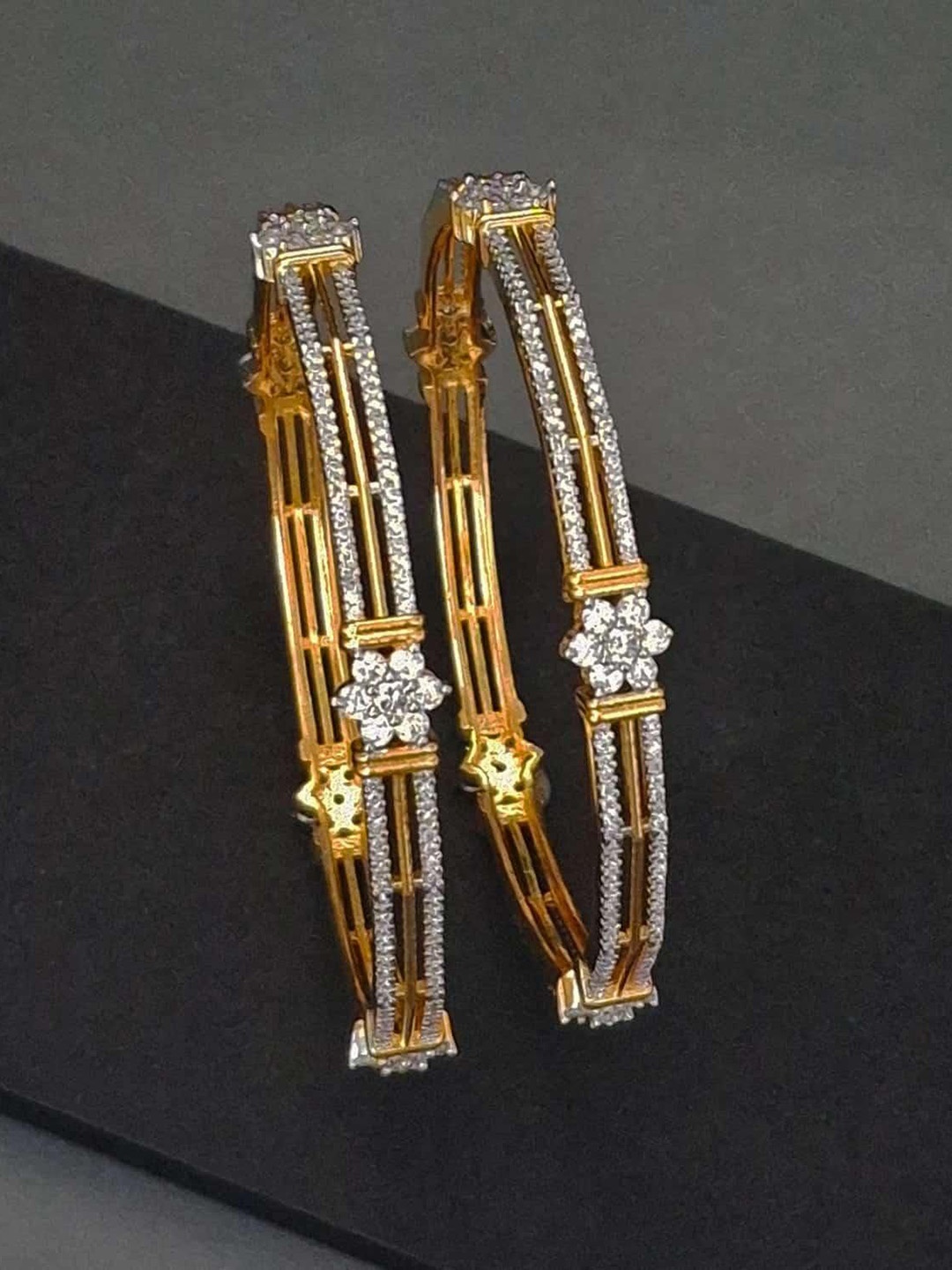 

Zevarly Set of 2 Gold-Plated Cubic Zirconia Studded Bangles