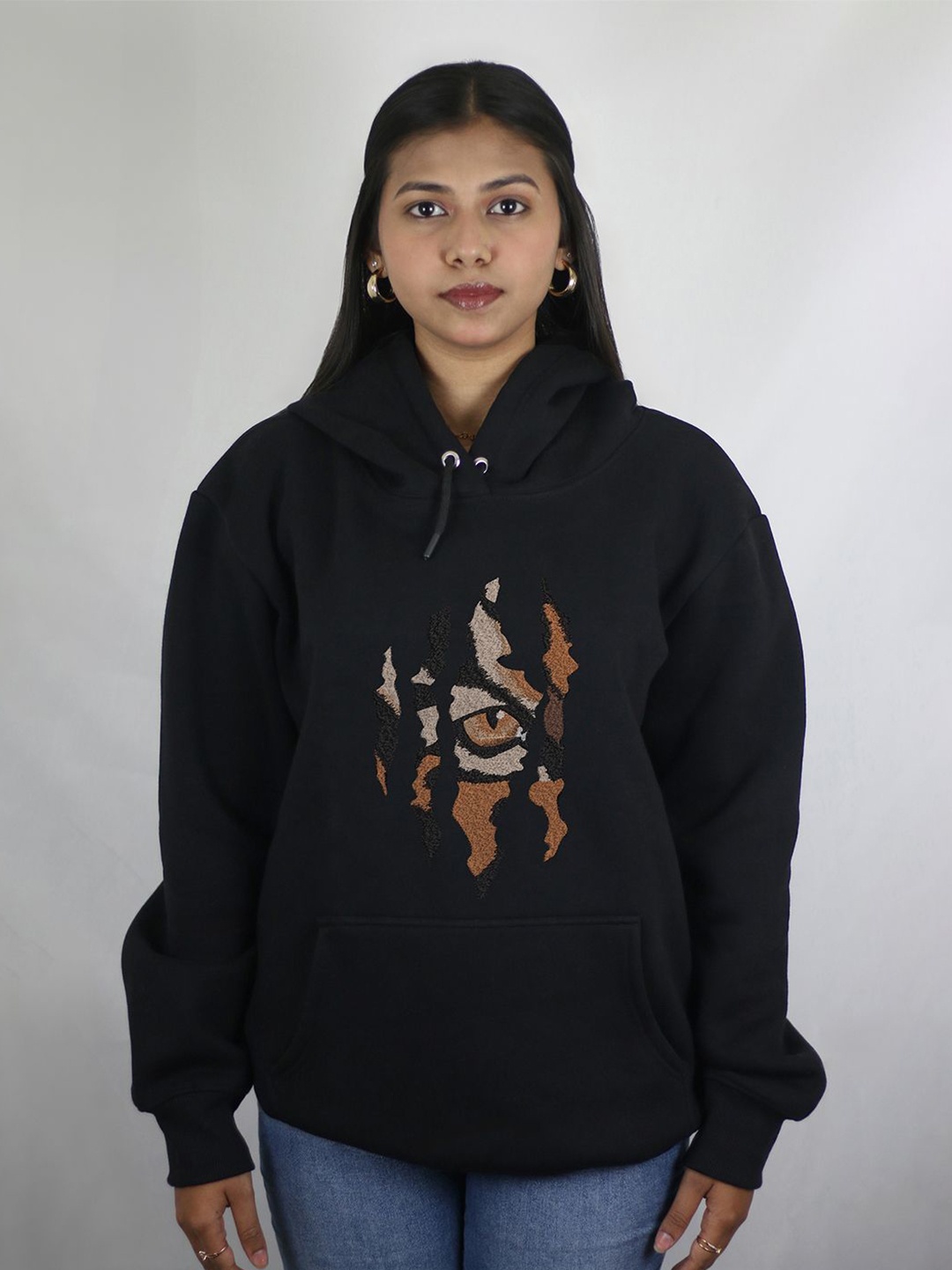 

EKSDEE Women Printed Hooded Sweatshirt, Black