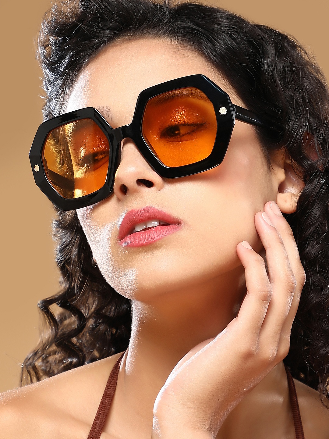

HAUTE SAUCE by Campus Sutra Women The Madame Oversized Sunglass AW25_HSSG2769, Orange