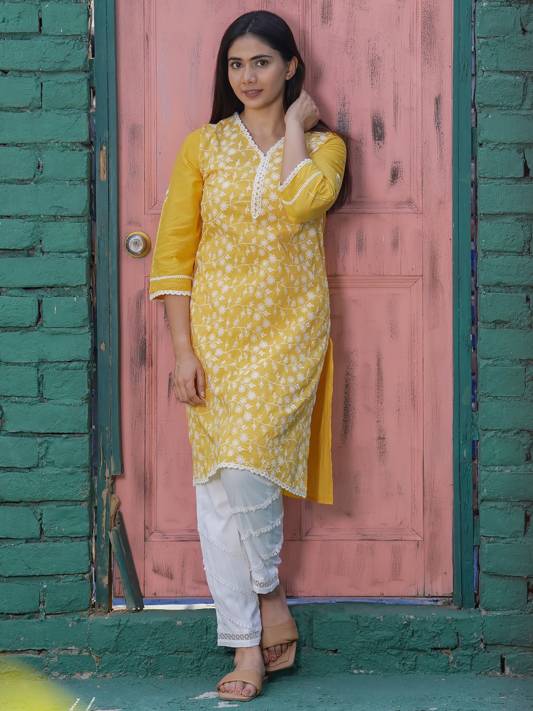 

zuri Flora Embroidered Pure Cotton V-Neck Straight Kurta With Trousers, Yellow