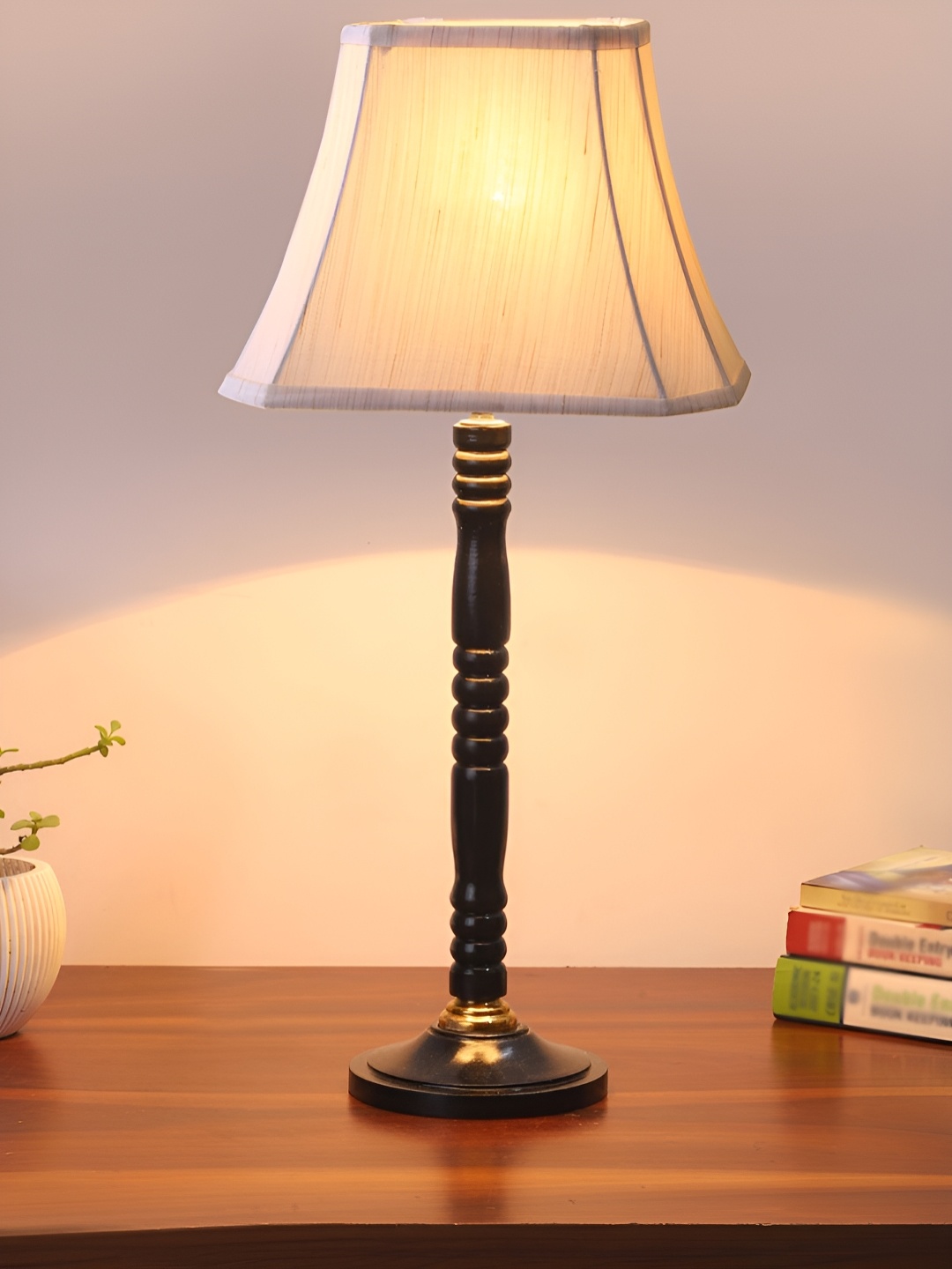 

Devansh Off White & Black Frustum Shaped Wooden Table Lamp