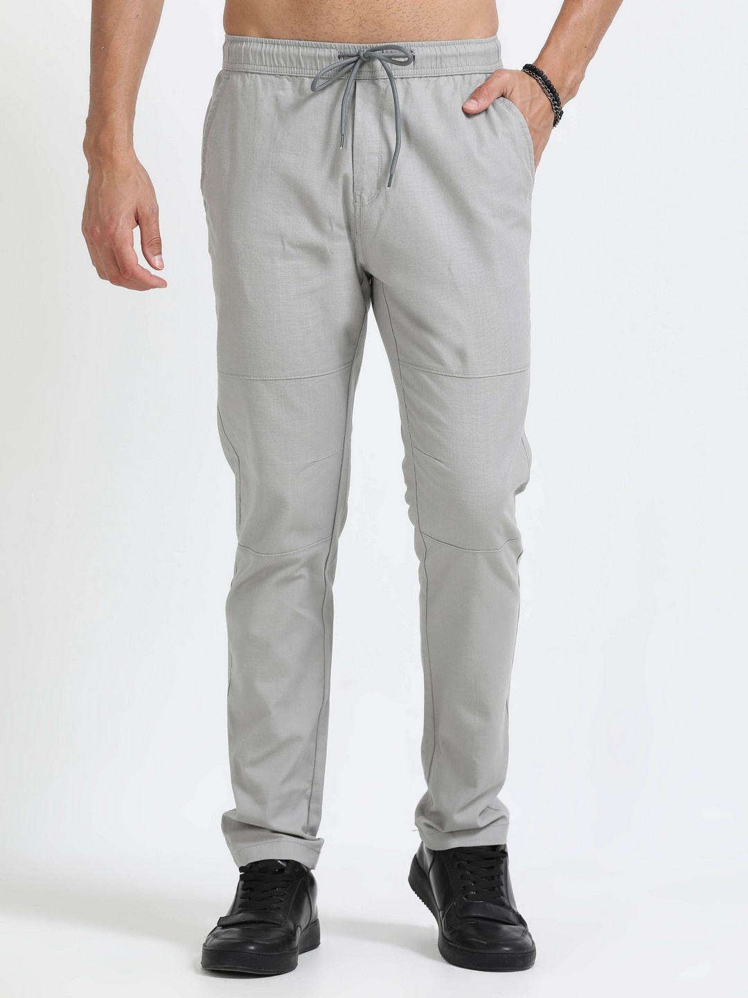 

NEVER NEUD Men Relaxed Linen Traveller Trousers, Grey