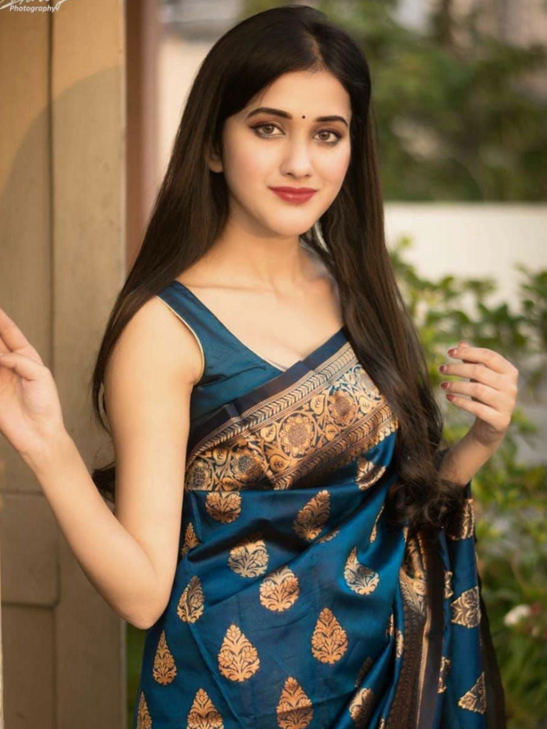 

Taslar Woven Design Zari Pure Silk Banarasi Saree, Teal