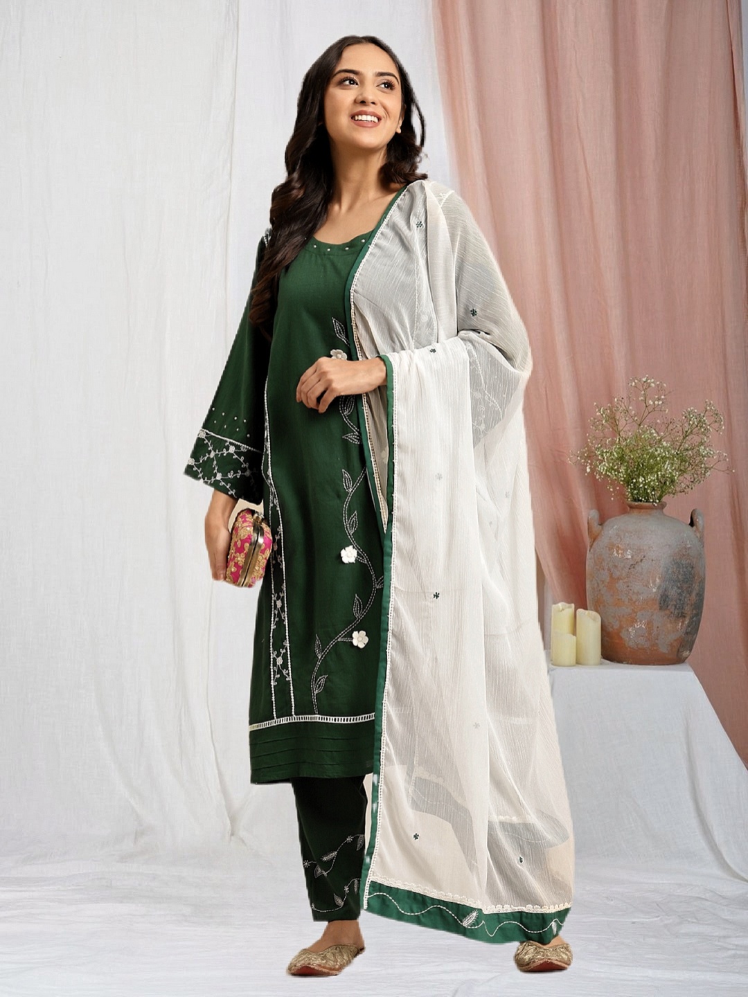 

zuri Flora Embroidered Pure Cotton Straight Kurta With Trousers And Dupatta, Green