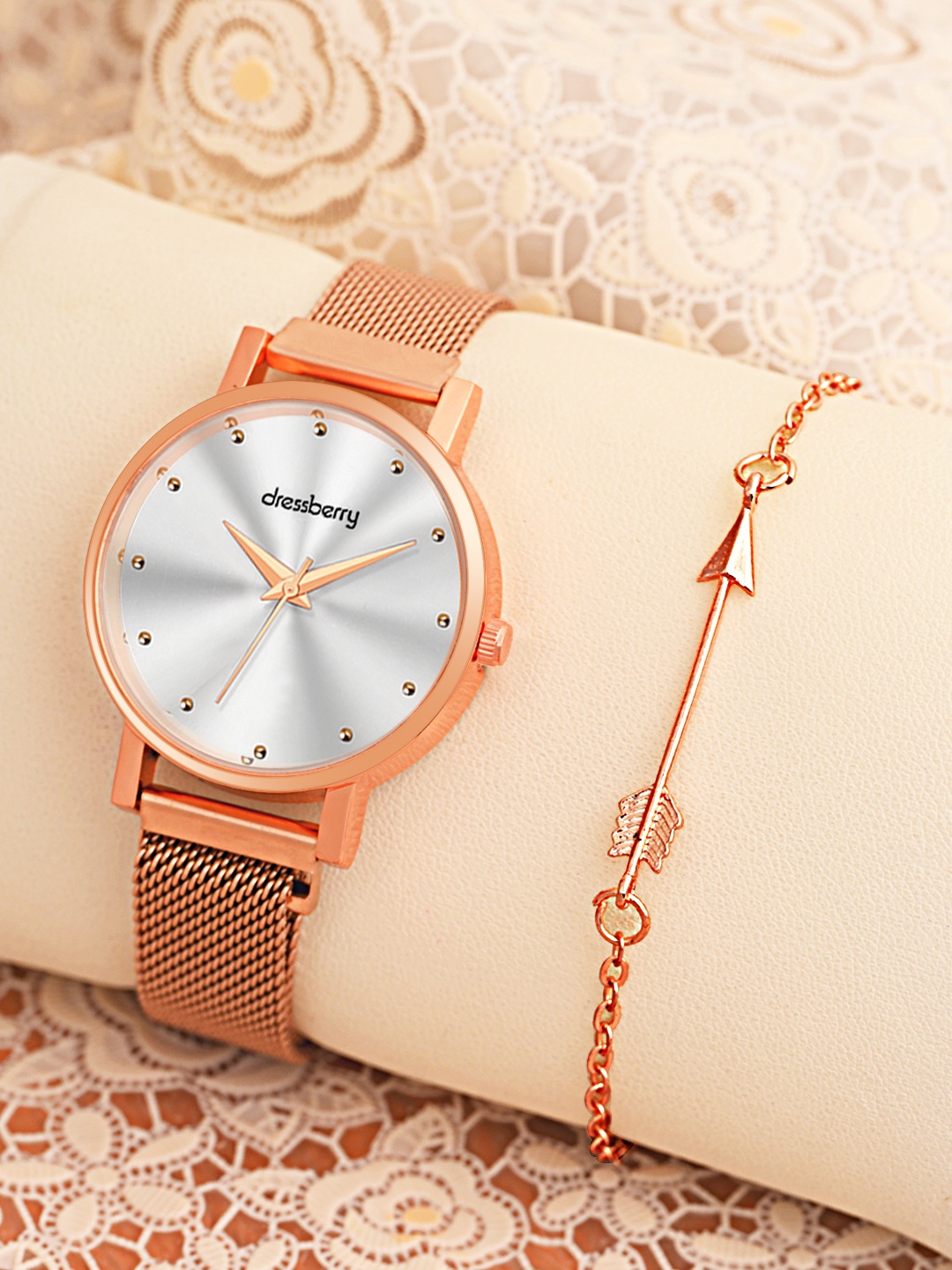 

DressBerry Women Analog Watch & Bracelet Gift Set, Rose gold