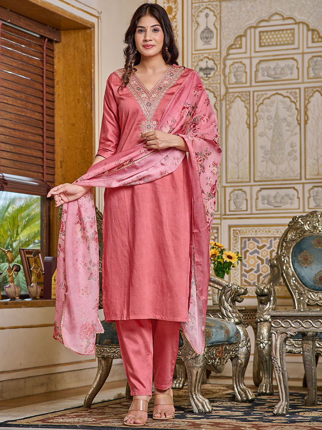 

Vintro Women Embroidered Regular Sequinned Chanderi Kurta with Trousers & With Dupatta, Pink
