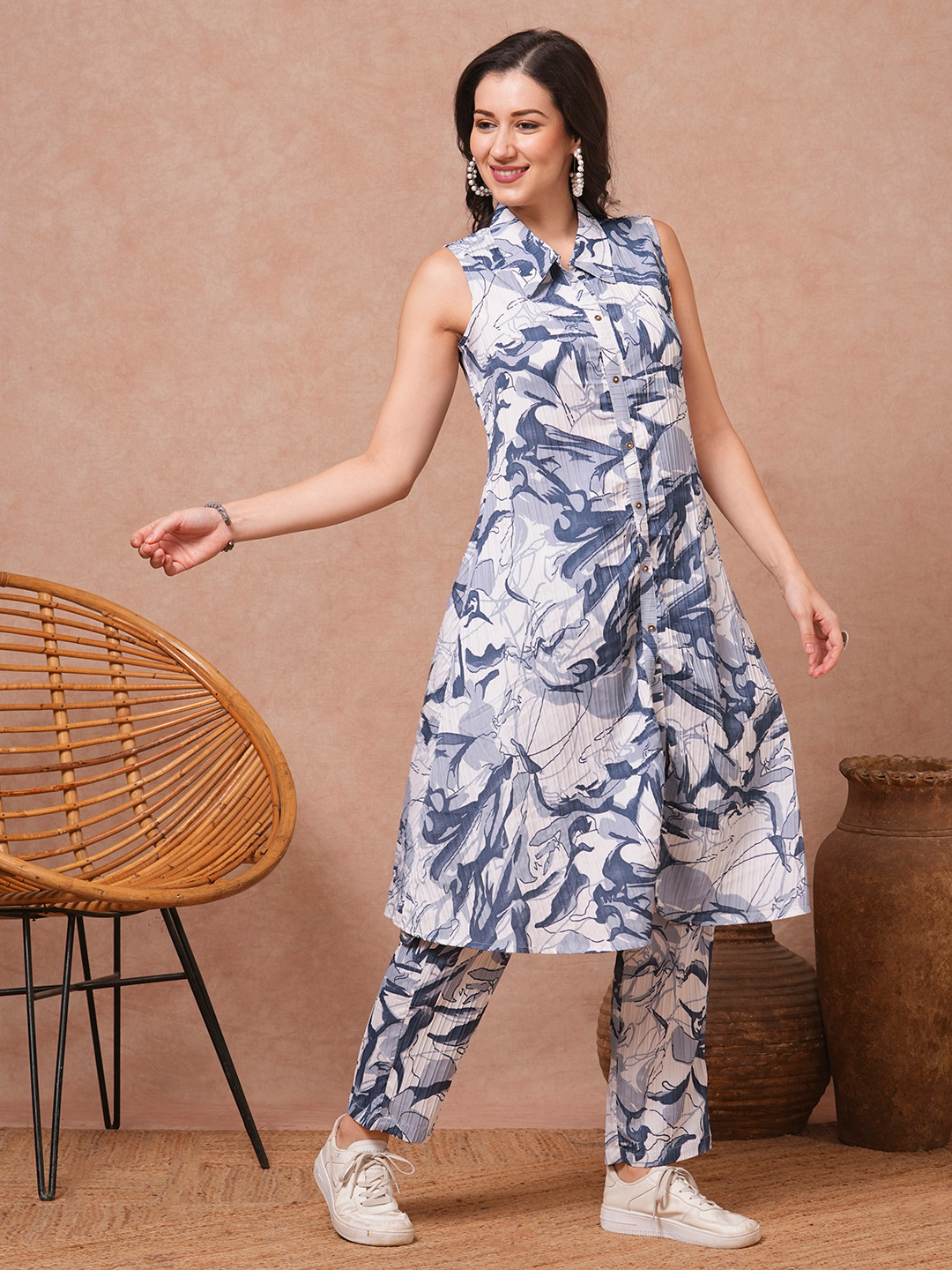 

FASHOR Printed Shirt Collar Tunic With Trousers Co-Ords, Blue